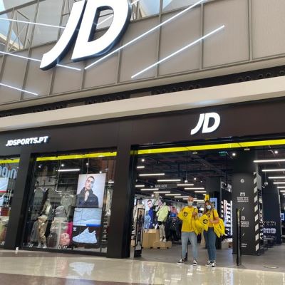 JD Sports cuts full year profit guidance amid challenging market conditions