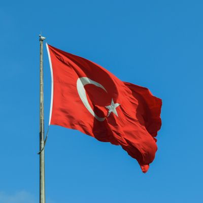 Türkiye restricts footwear imports via postal and express channels over safety concerns Türkiye restricts footwear imports via postal and express channels over safety concerns