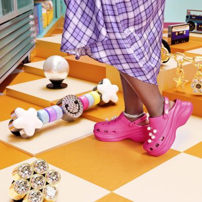 Crocs looks to long-term growth amid softer third quarter results Crocs looks to long-term growth amid softer third quarter results