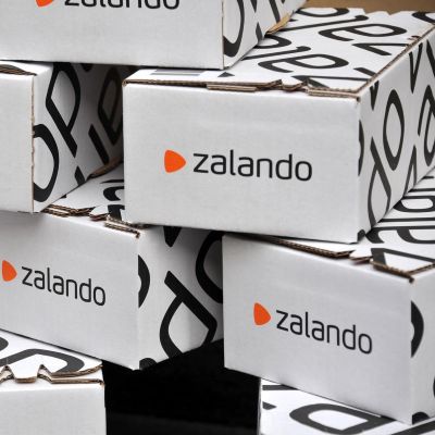 Zalando maintains growth, narrows full-year outlook Zalando maintains growth, narrows full-year outlook