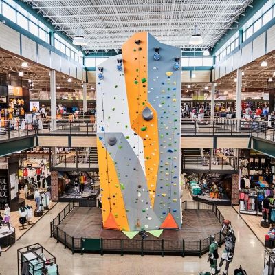 Dick’s Sporting Goods posts strong first quarter Dick’s Sporting Goods posts strong first quarter