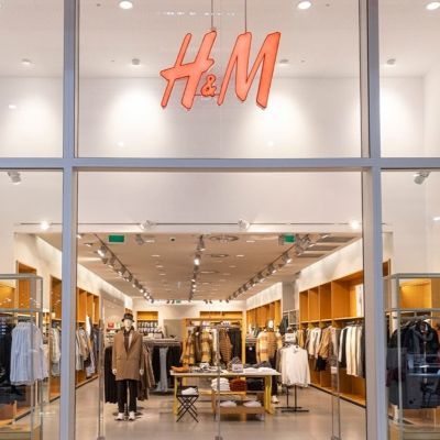 H&M improves profitability in the second quarter despite flat sales H&M improves profitability in the second quarter despite flat sales