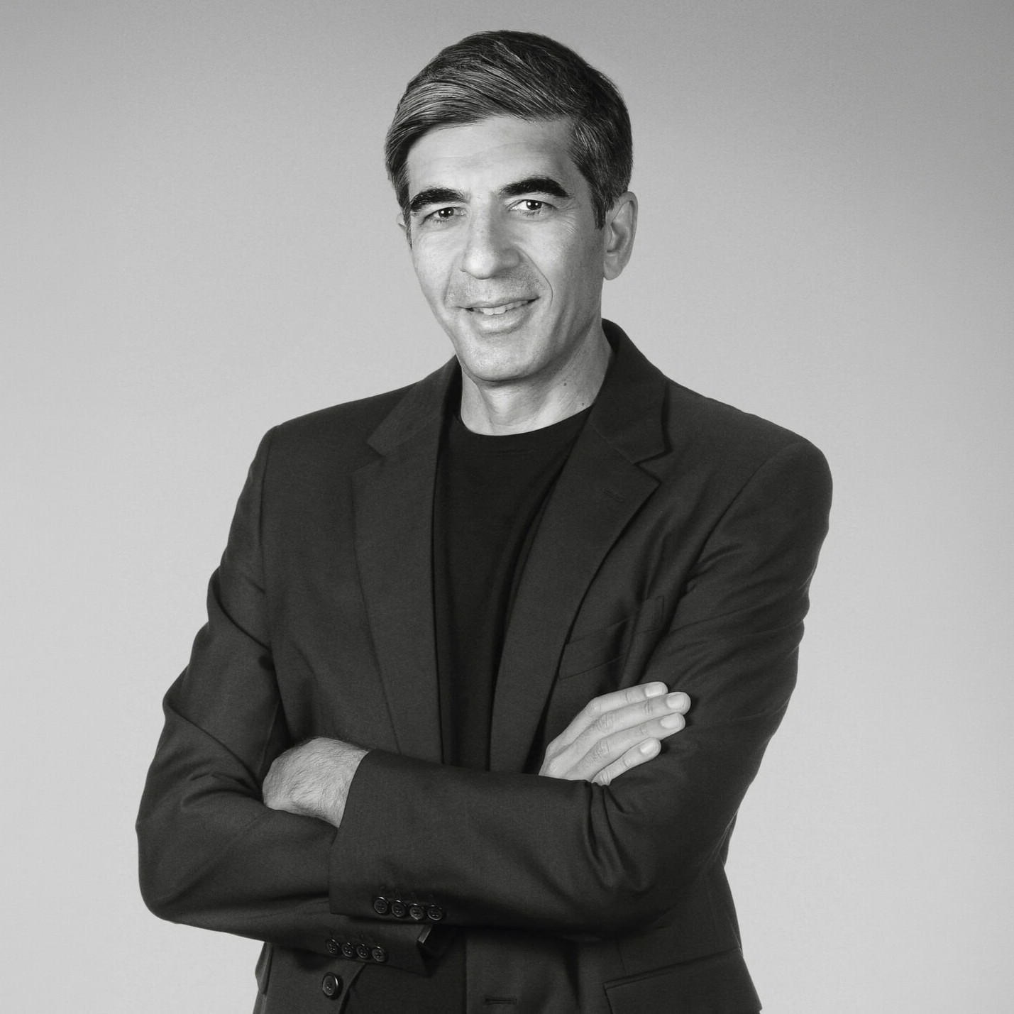 Kering appoints Gianfranco D’Attis as CEO of Alexander McQueen Kering appoints Gianfranco D’Attis as CEO of Alexander McQueen